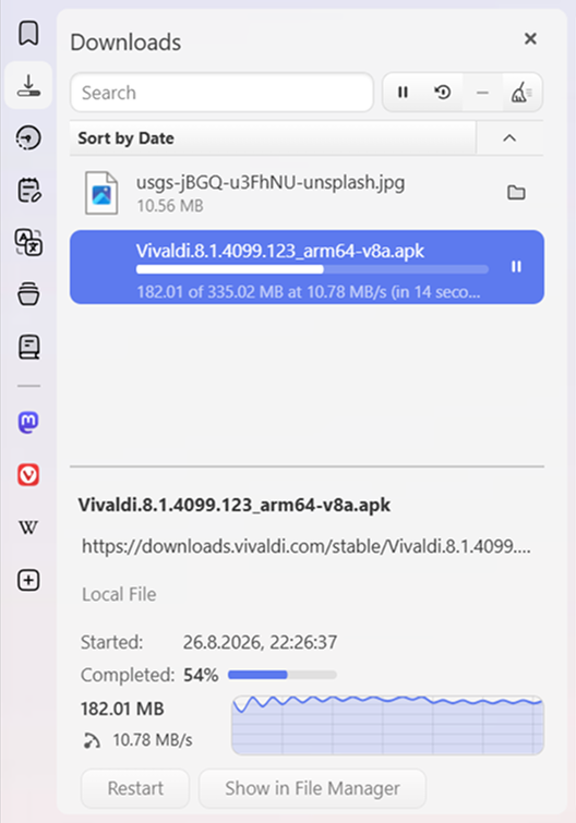 Panneau de téléchargements avec un téléchargement actif dans le navigateur Vivaldi.