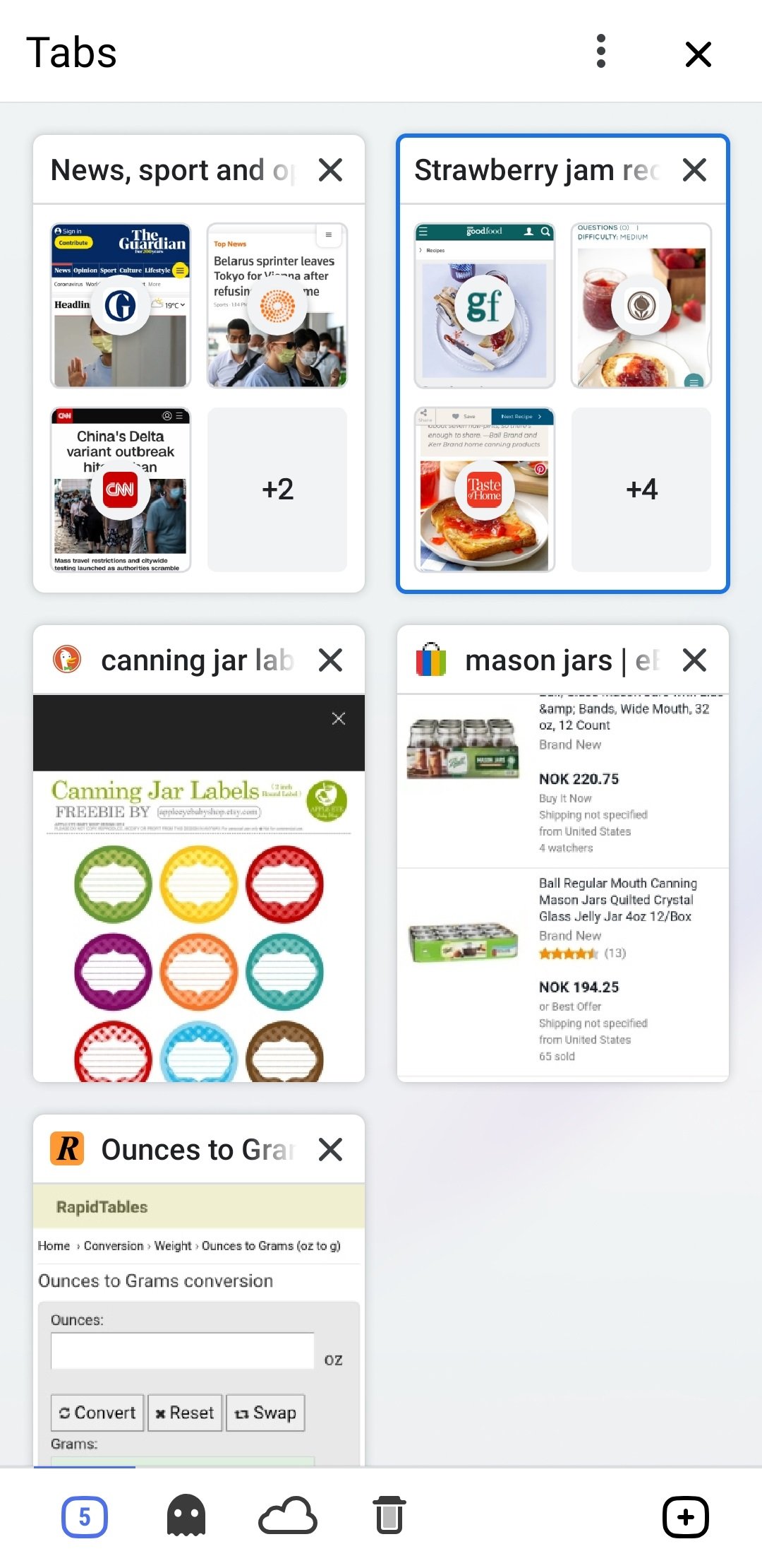 Vivaldi Android avec le sélecteur d’onglets ouvert contenant des piles d’onglets et des onglets.