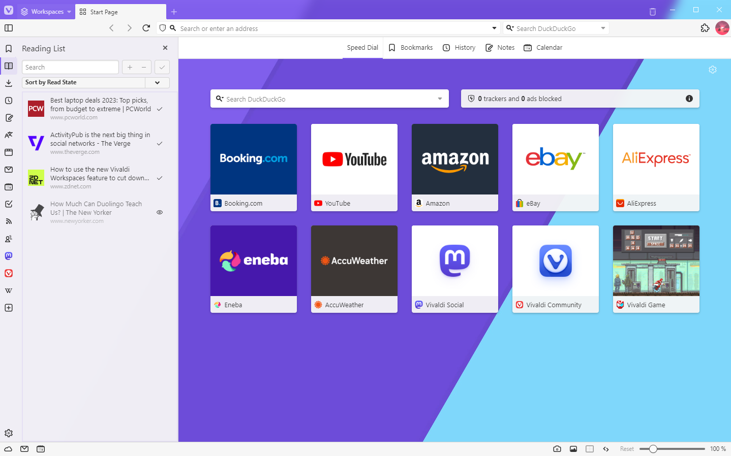 Vivaldi Browser avec la barre de panneau à gauche. Le panneau de liste de lecture est ouvert.