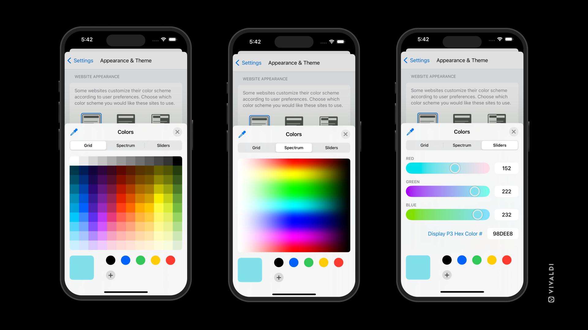 Grid, Spectrum and Slider settings for picking a theme's accent color in Vivaldi on iOS.